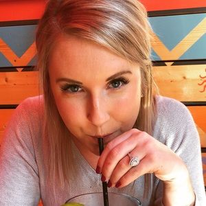 Meet your Posher, Marissa